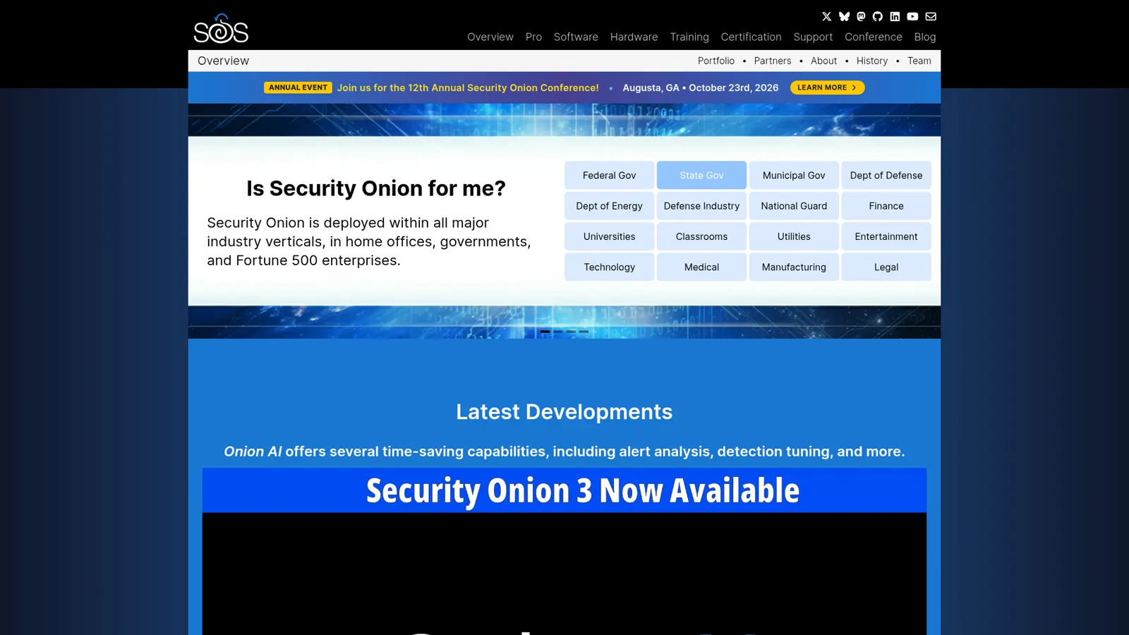 Startseite von Security Onion Solutions mit der Ankündigung Security Onion 3 Now Available und einer Liste von Branchen, in denen es eingesetzt wird
